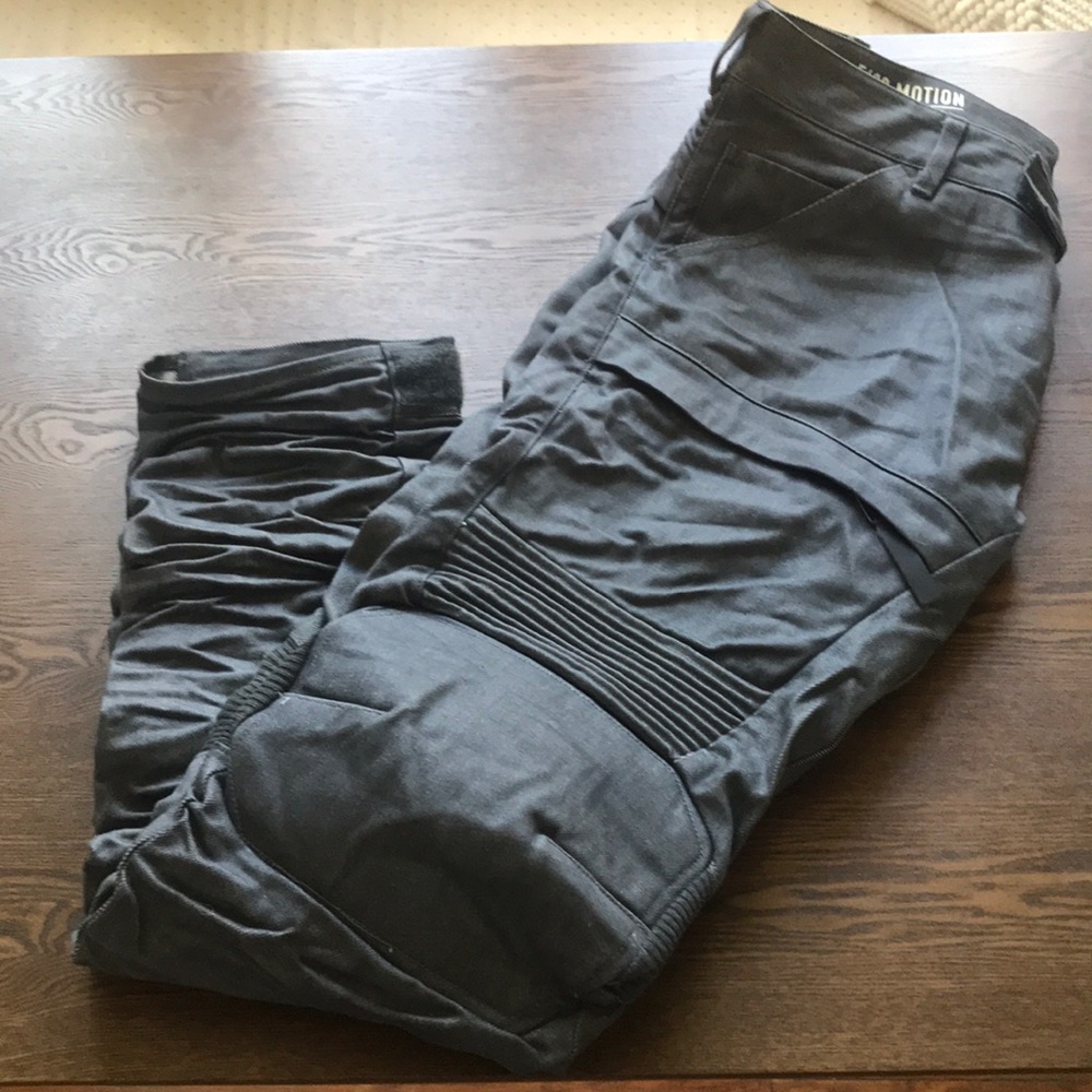 G-Star 5620 Motion 3D Tapered Denim